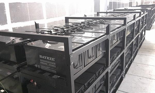 UPS电源输出 UPS电源输出